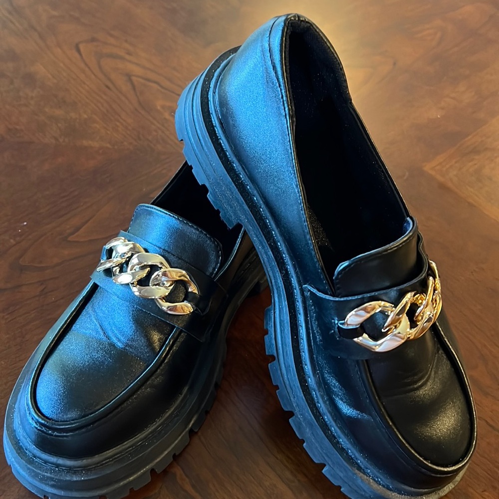 Black shoes
